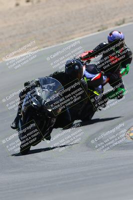 media/Apr-09-2023-SoCal Trackdays (Sun) [[333f347954]]/Turn 10 (115pm)/